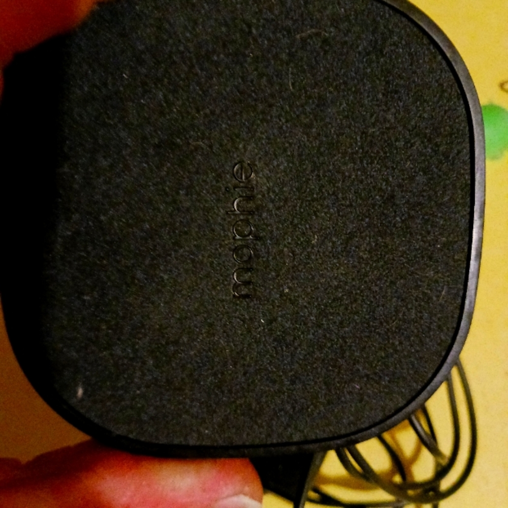 Wireless charging pad
